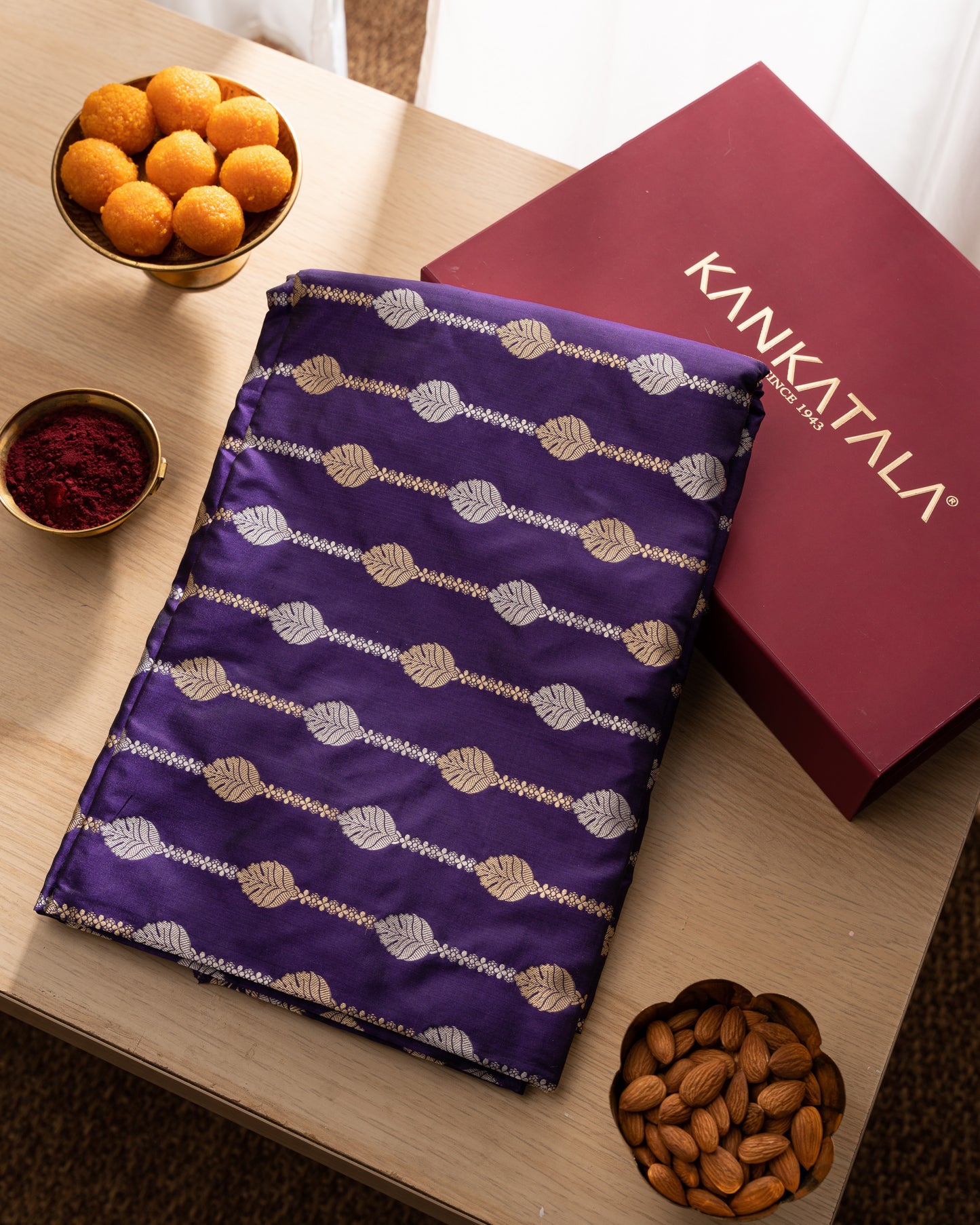 Banarasi Silk Jaal Purple Saree With Scallop Border With Rakhi And Gift Box