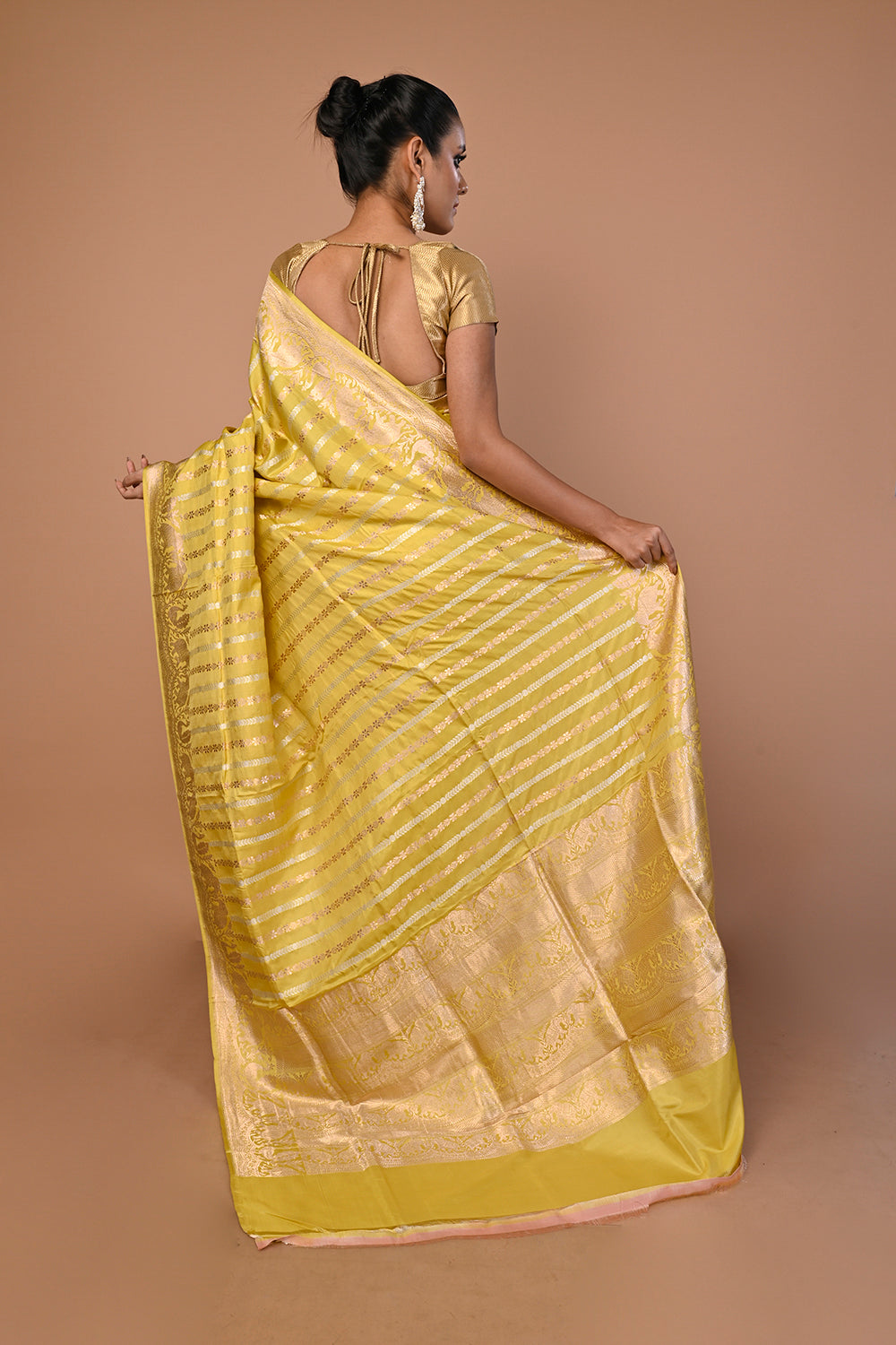 Banarasi Silk Vertical Lines Yellow Saree With Scallop Border