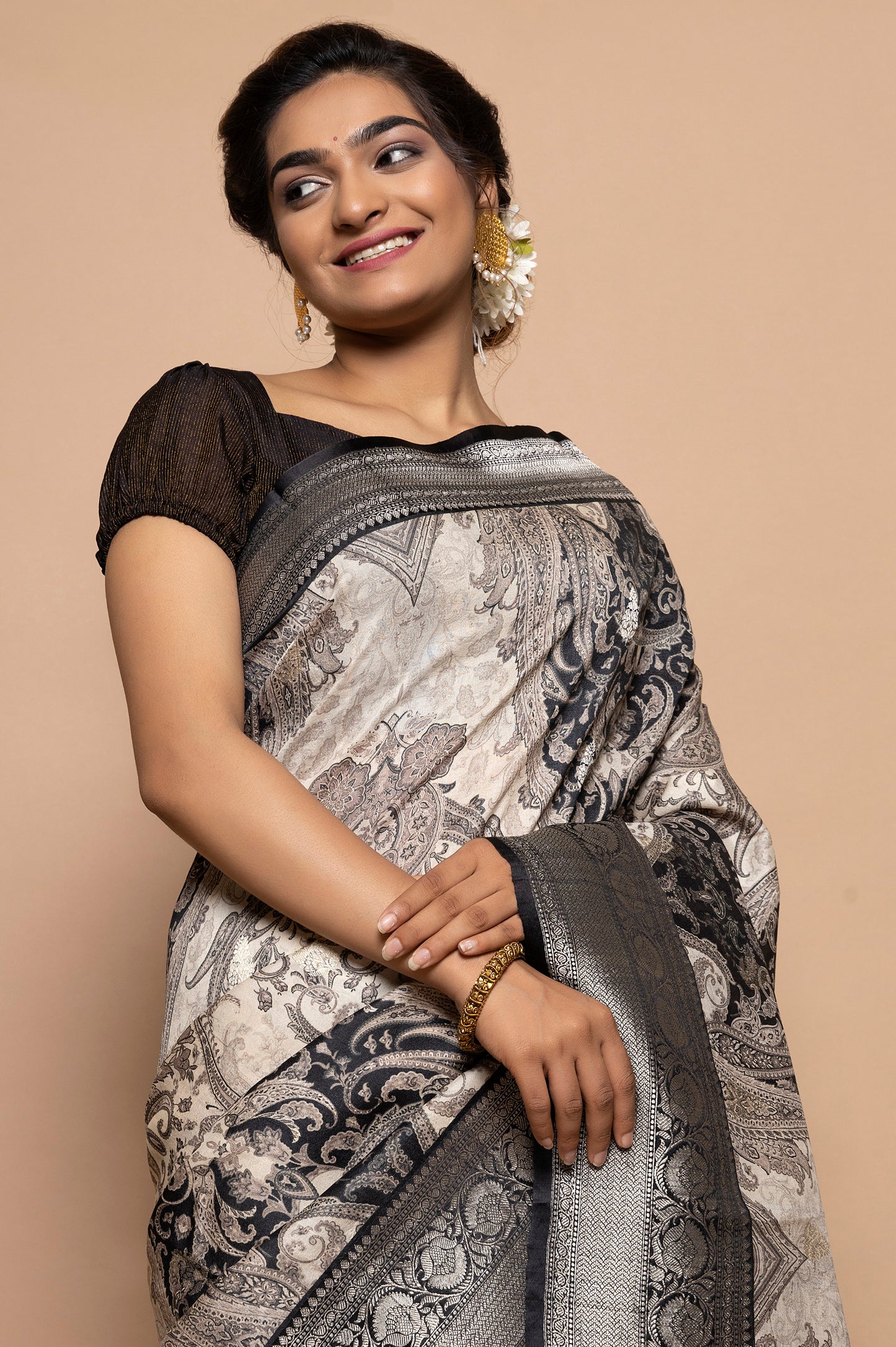 Tussar Floral Printed Off White Saree