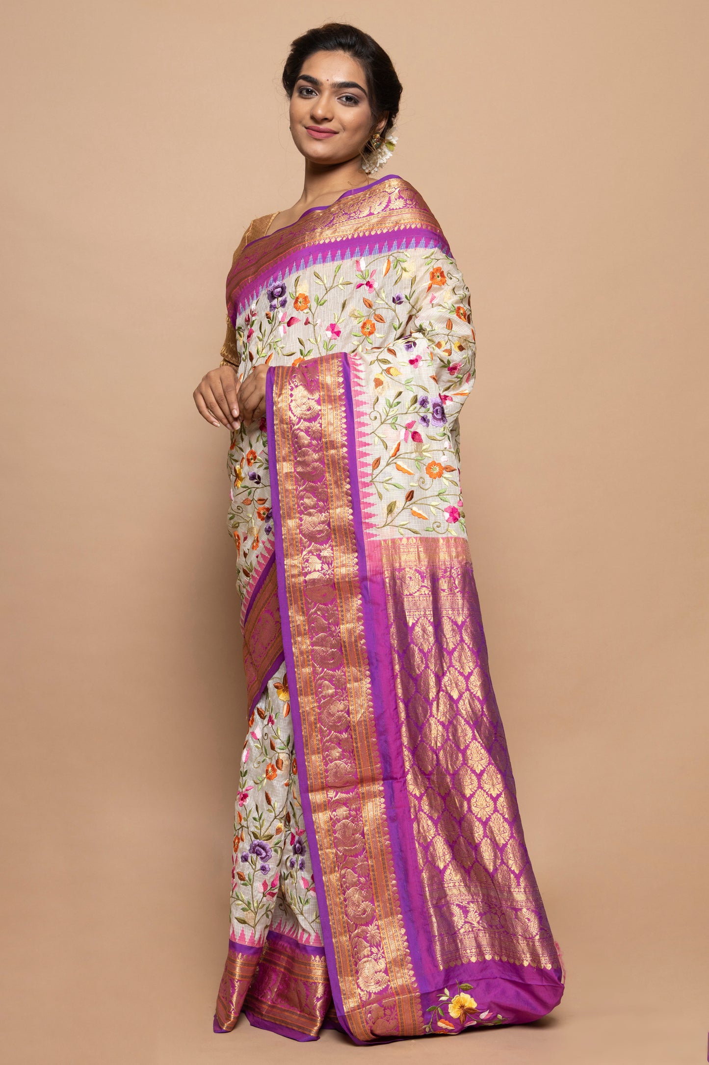 Kota Silk Embroidery White Saree With Kanchi Border