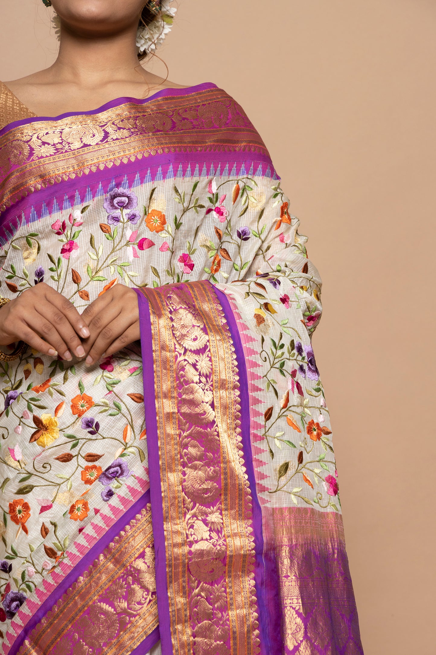 Kota Silk Embroidery White Saree With Kanchi Border