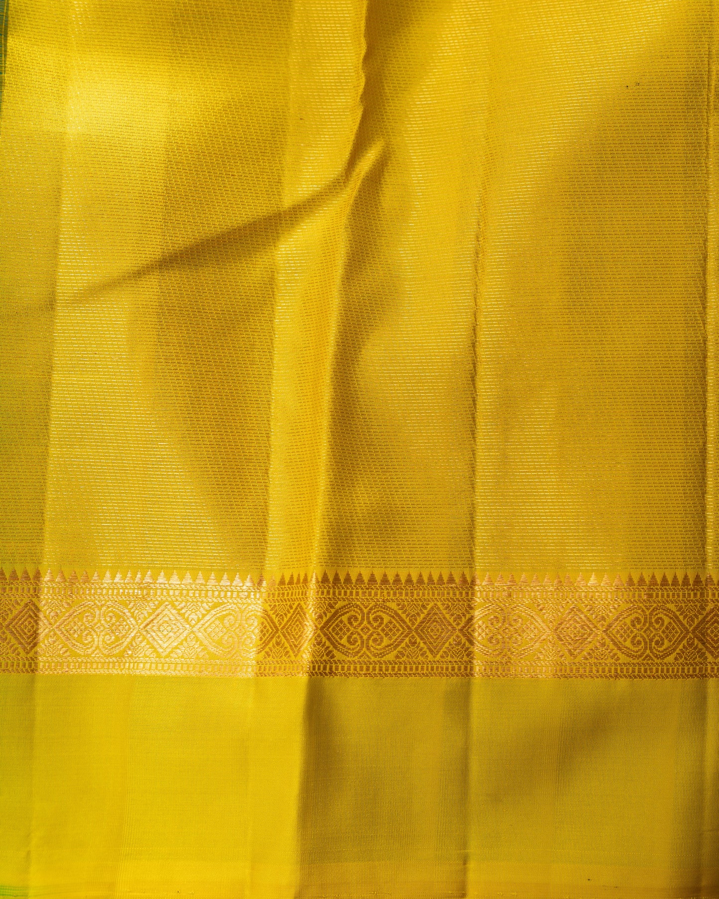 Kanchipuram Silk Lines Blue Saree With Silk Border With Rakhi and Gift Box
