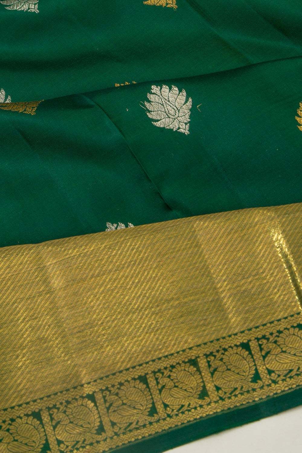 Kanchipuram Silk Butta Dark Green Saree