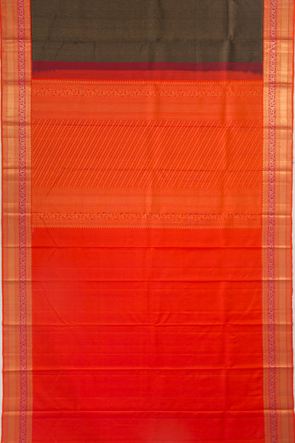 Kanchipuram Silk Zig Zag Lines Black Saree