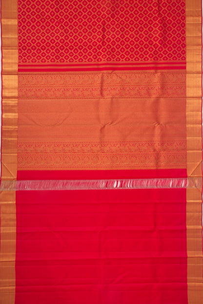 Kanchipuram Silk Jaal And Butta Red Saree