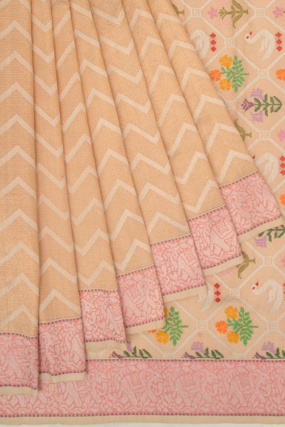 Kota Silk Tissue Zig Zag Lines Cream Saree