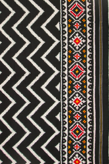 Patan Patola Silk Ikat White And Black Saree