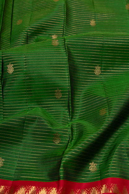 Kanchipuram Silk Oosi Lines And Butta Green Saree