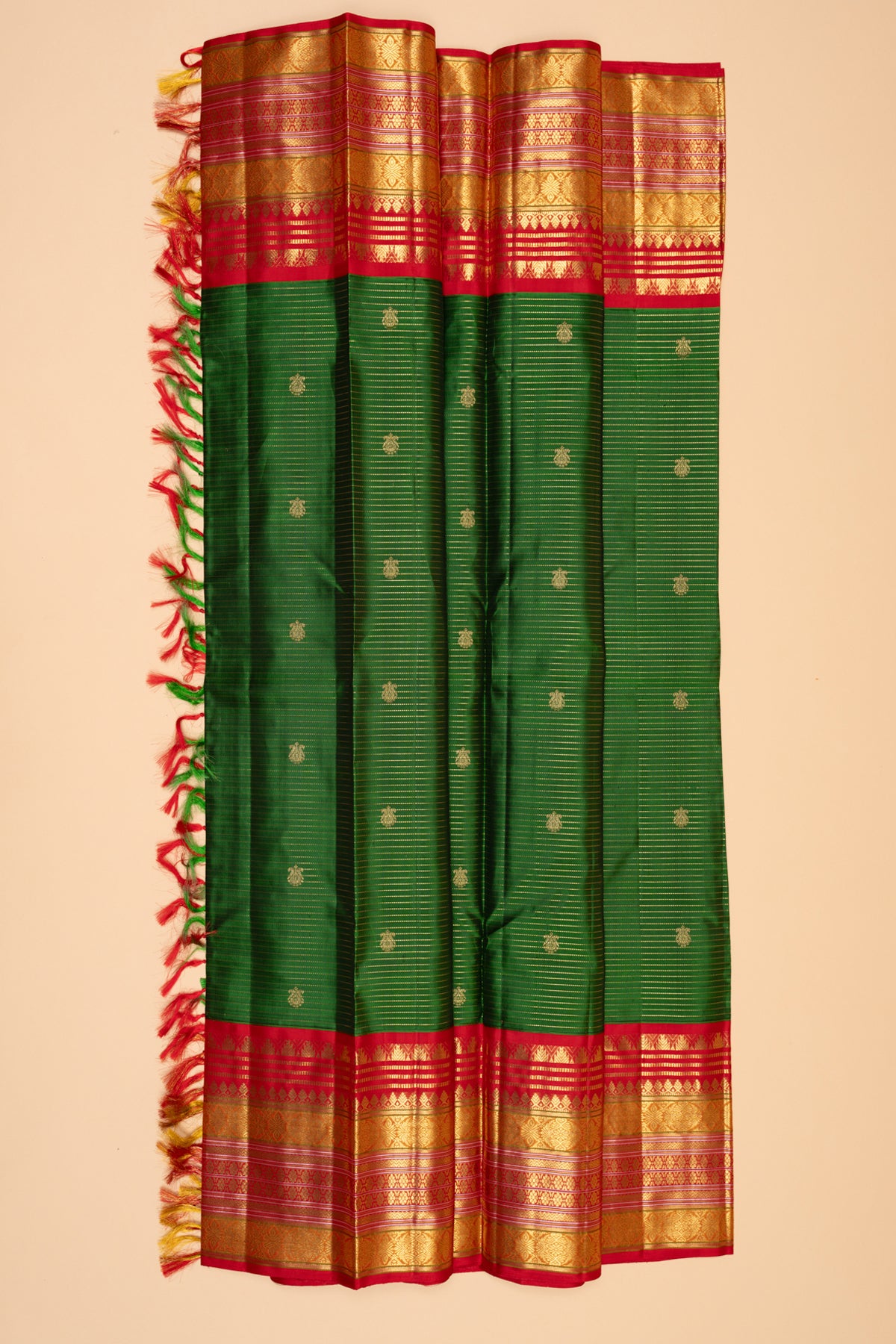 Kanchipuram Silk Oosi Lines And Butta Green Saree