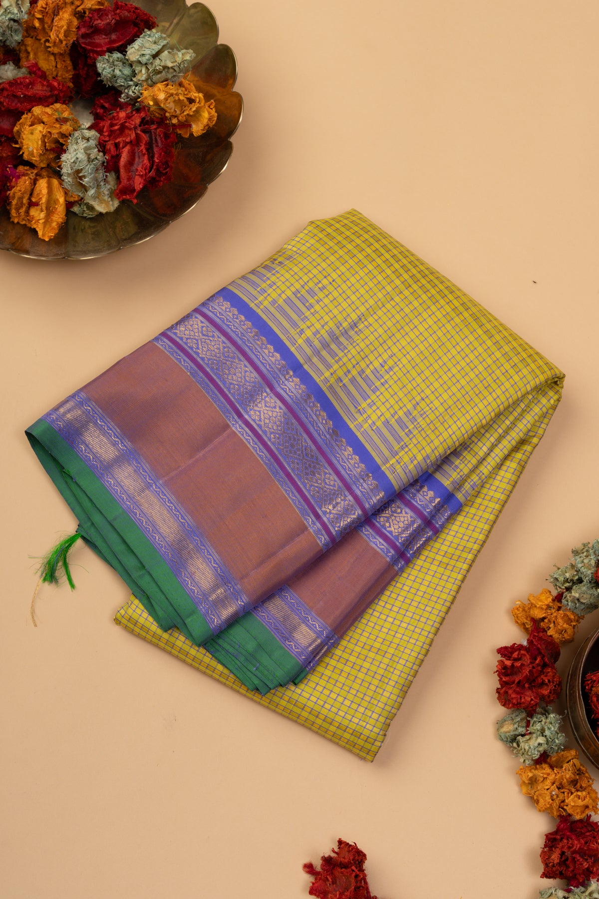 Kanchipuram Silk Checks Mehendi Green Saree