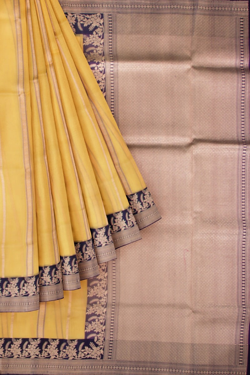 Banarasi Kora Organza Vertical Lines Yellow Saree