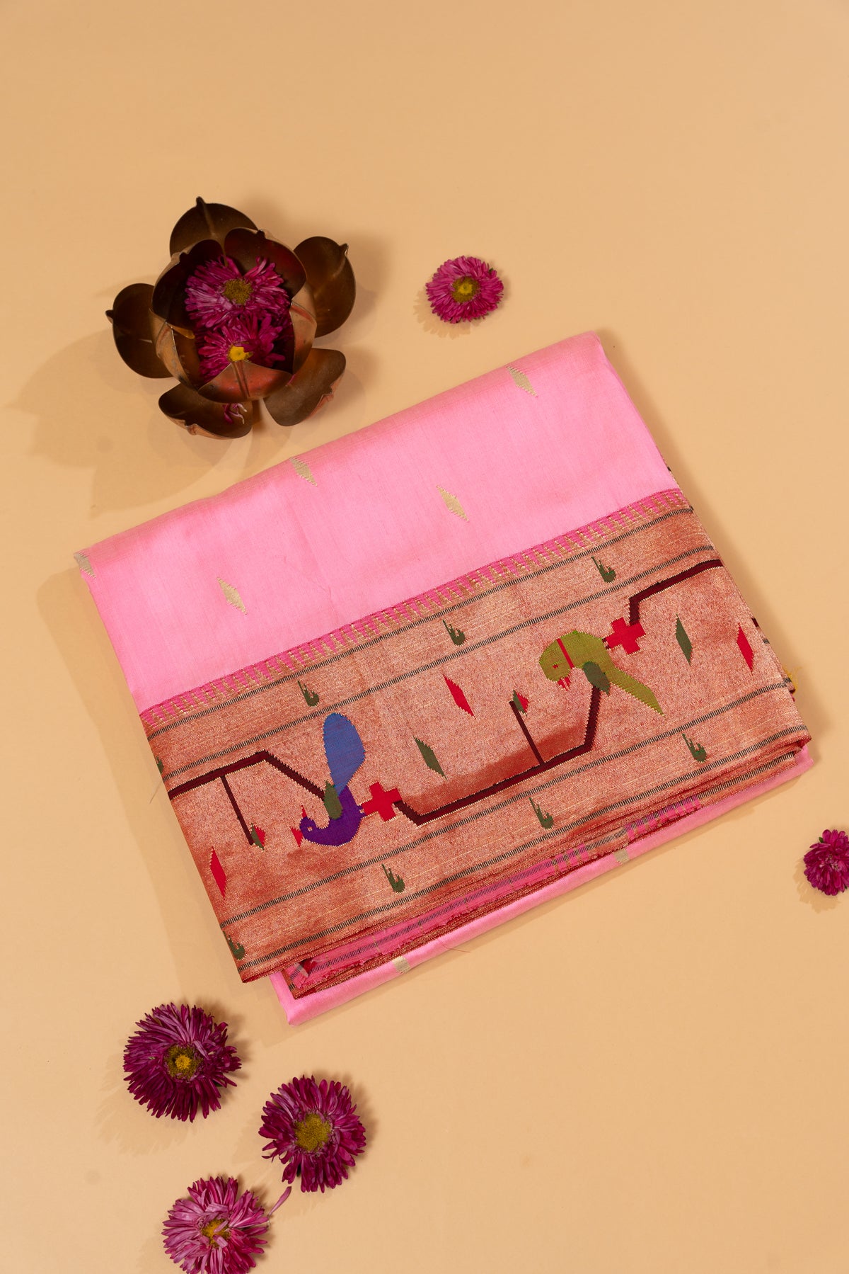 Paithani Silk Butta Baby Pink Saree With Akruthi Border