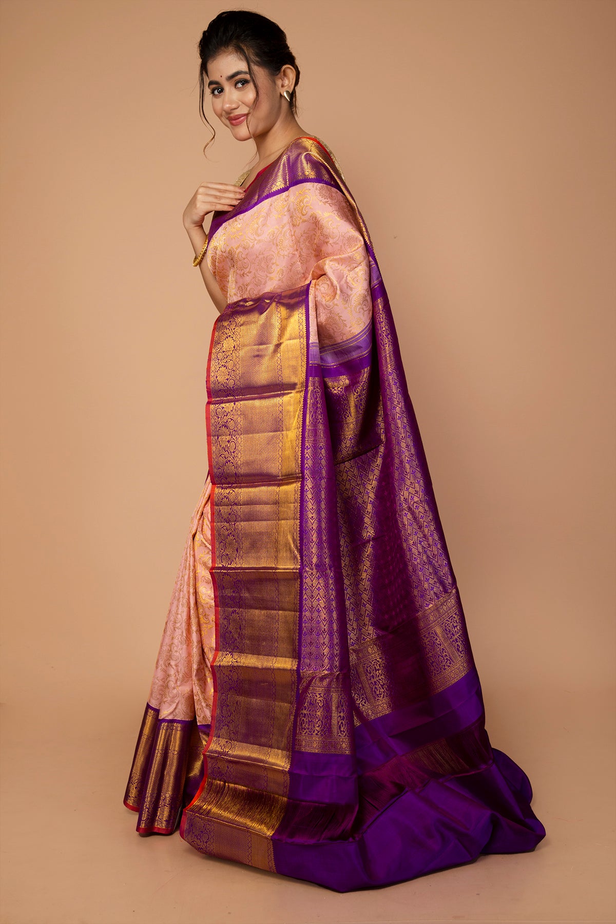 Kanchipuram Silk Jaal Peach Saree