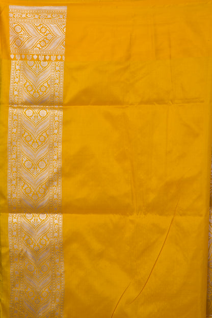 Banarasi Silk Jaal Bottle Green Saree