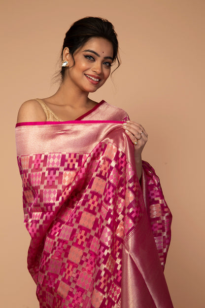 Banarasi Kora Organza Jaal Pink Saree