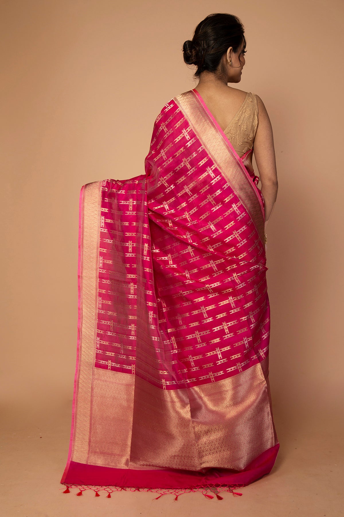 Banarasi Kora Organza Lines Red Saree