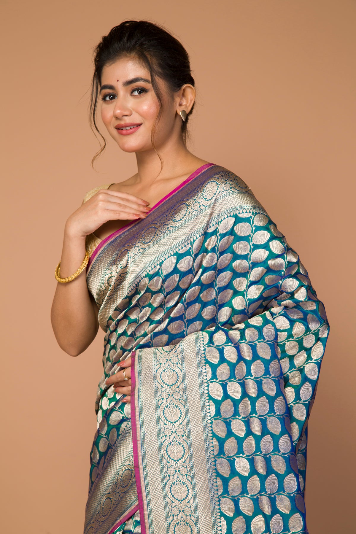 Banarasi Silk Butta Dual Tone Green And Blue Saree