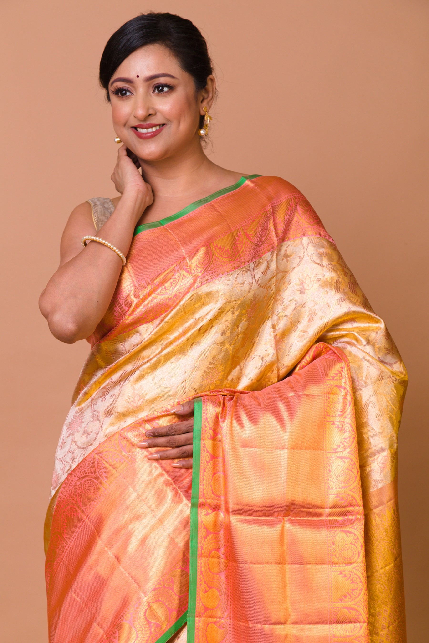 Kanchipuram Silk Tissue Jaal Gold Saree