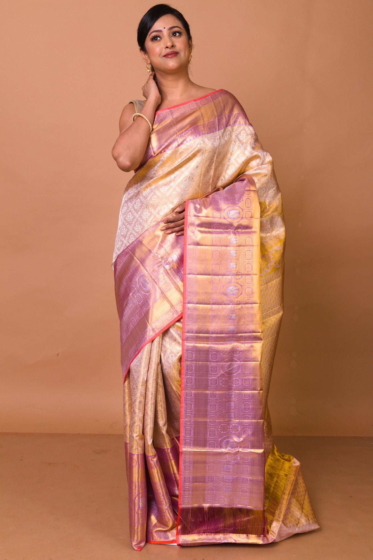 Kanchipuram Silk Tissue Criss Criss Checks And Butta Cream Saree