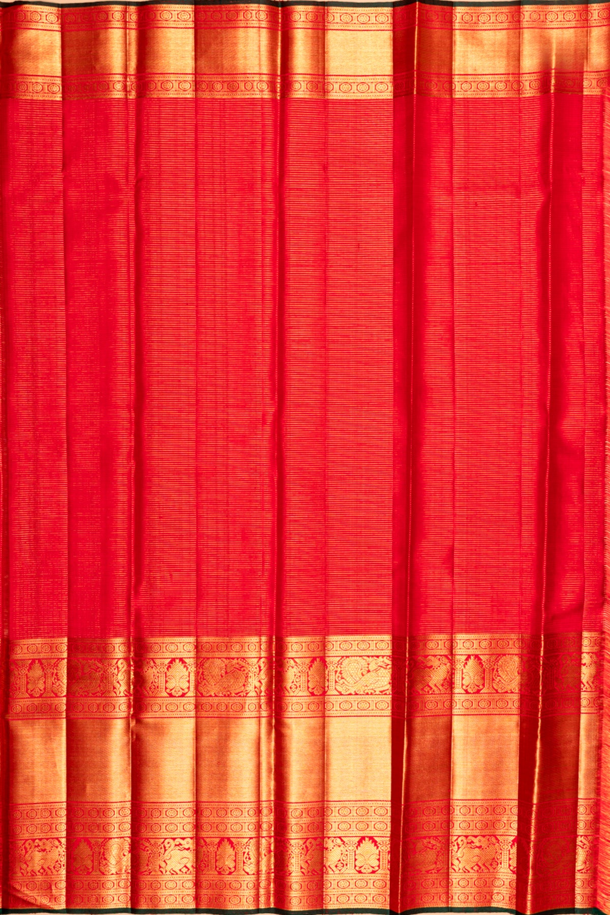 Kanchipuram Silk Oosi Lines And Butta Pink Saree