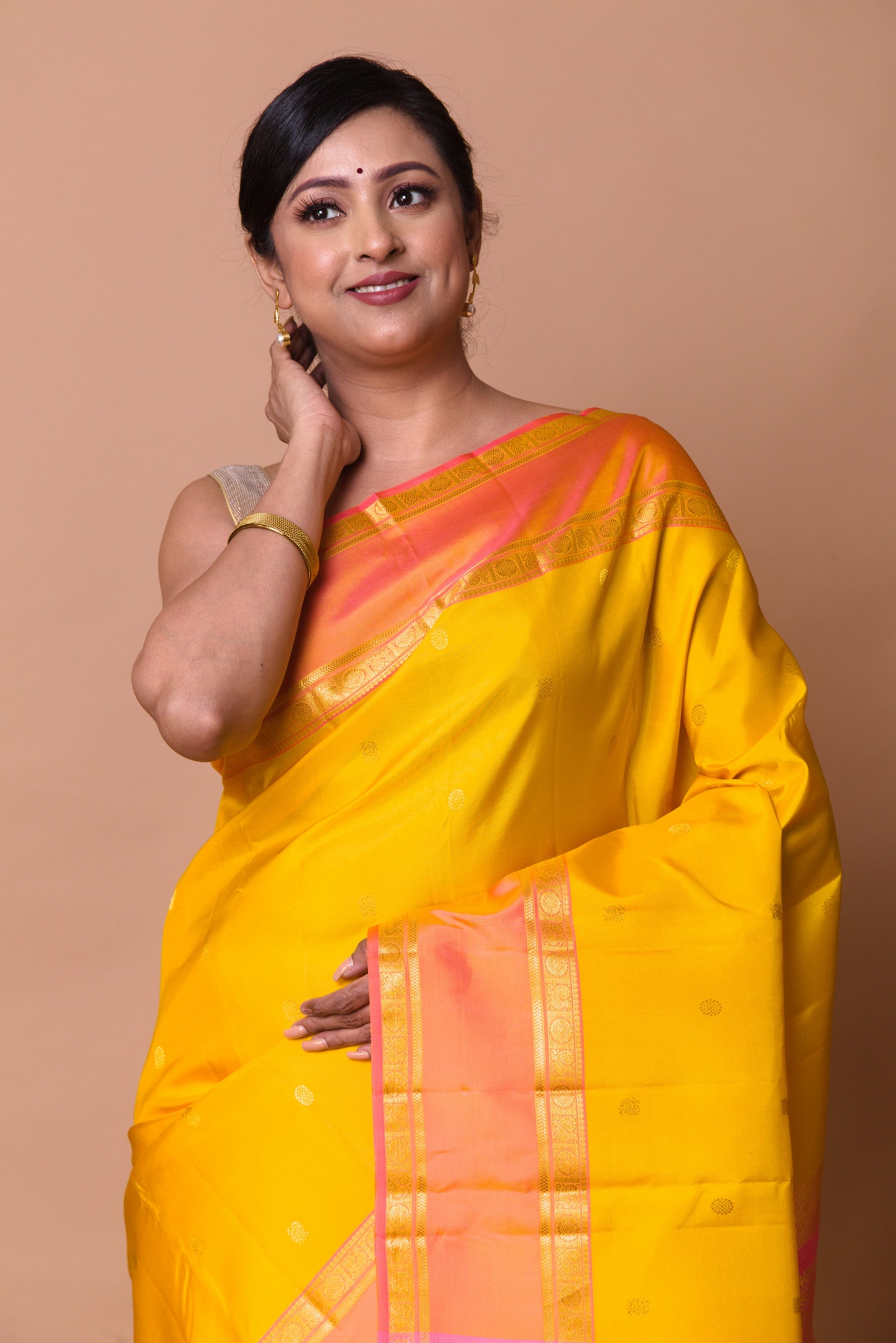 Kanchipuram Silk Butta Yellow Saree With Rettai Pattu Border