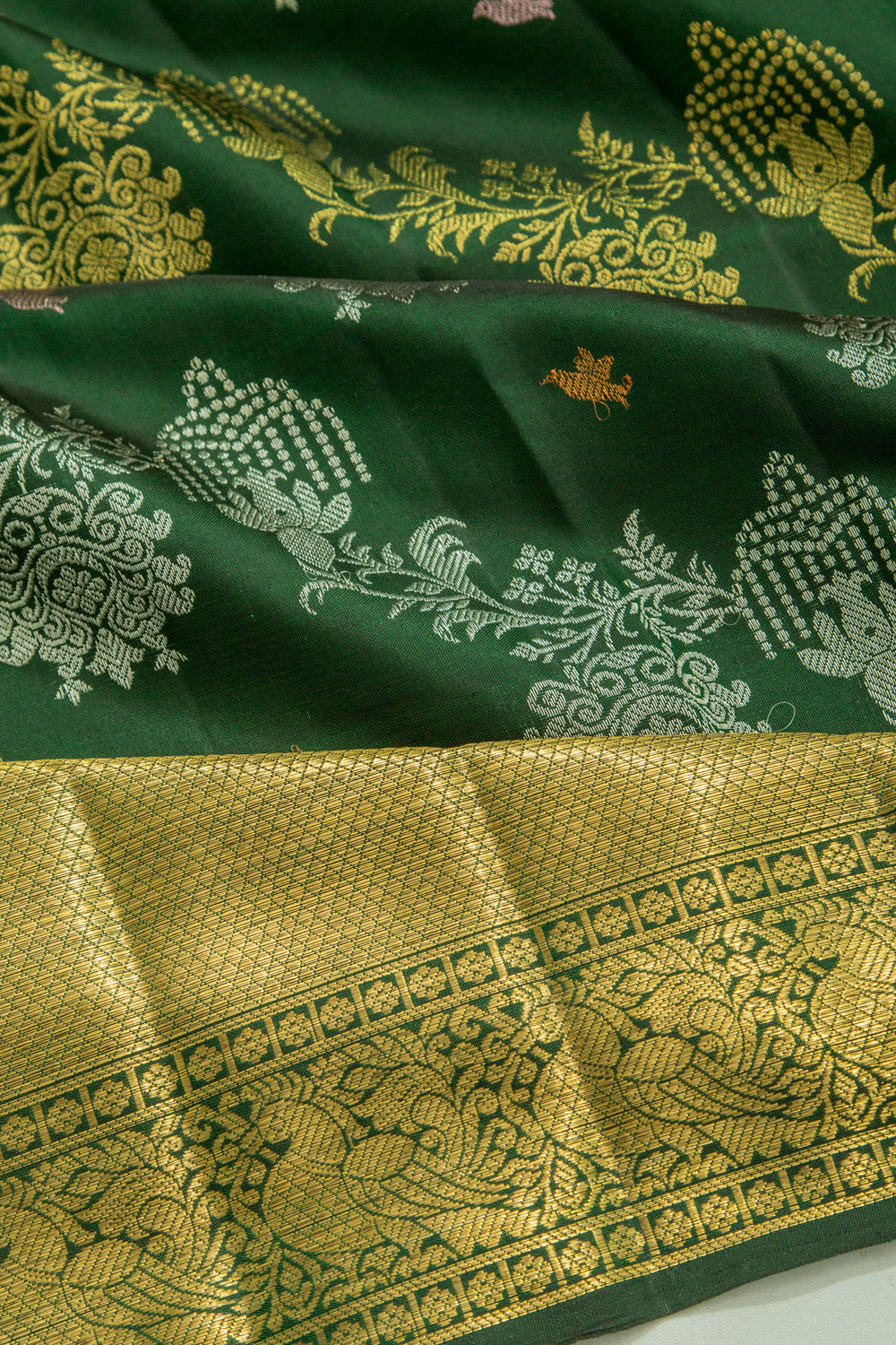 Kanchipuram Silk Jaal Bottle Green Saree
