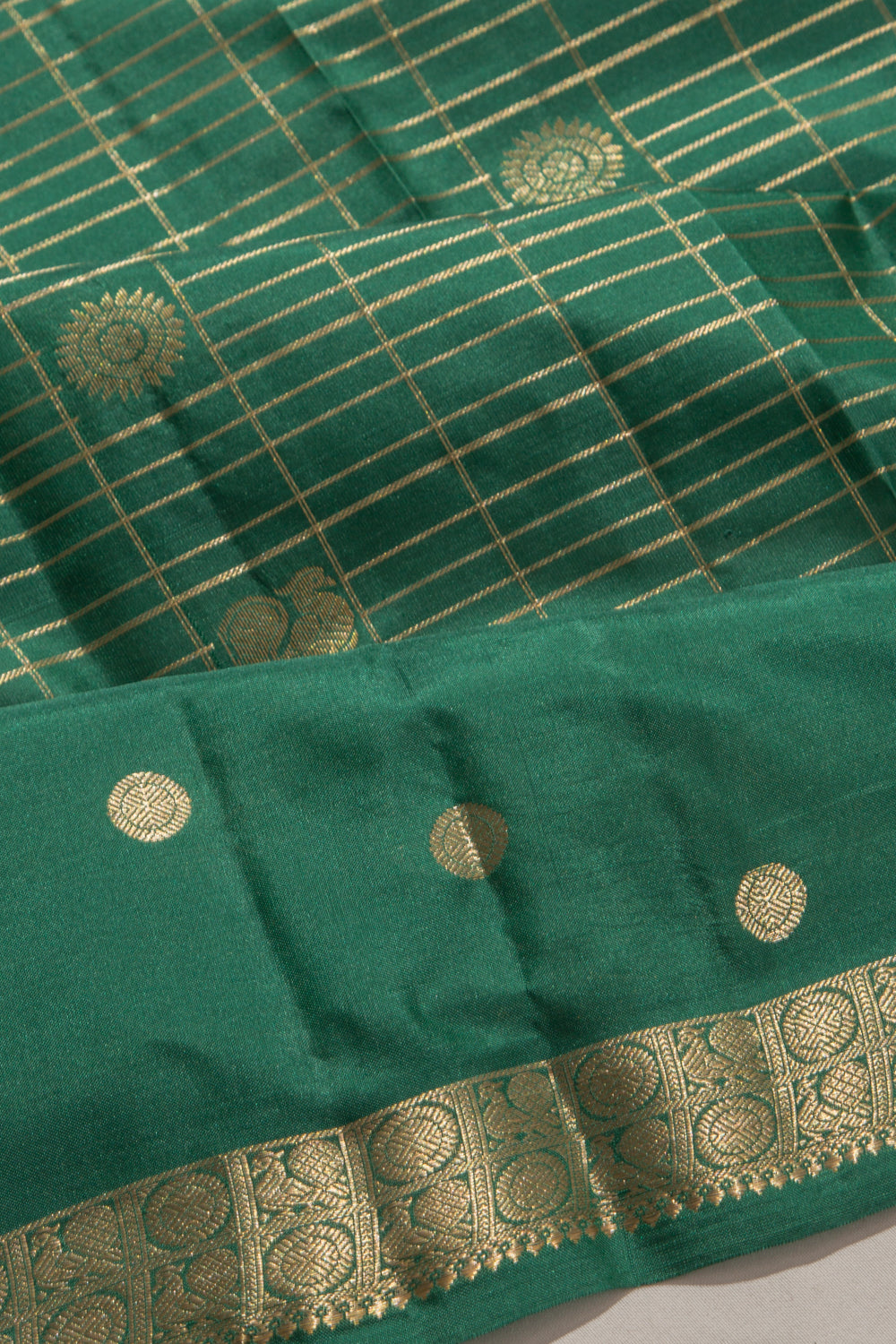 Taranga Kanchi Silk Checks And Butta Green Saree
