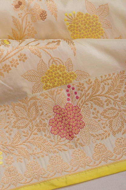 Banarasi Silk Jaal And Meenakari Cream Saree