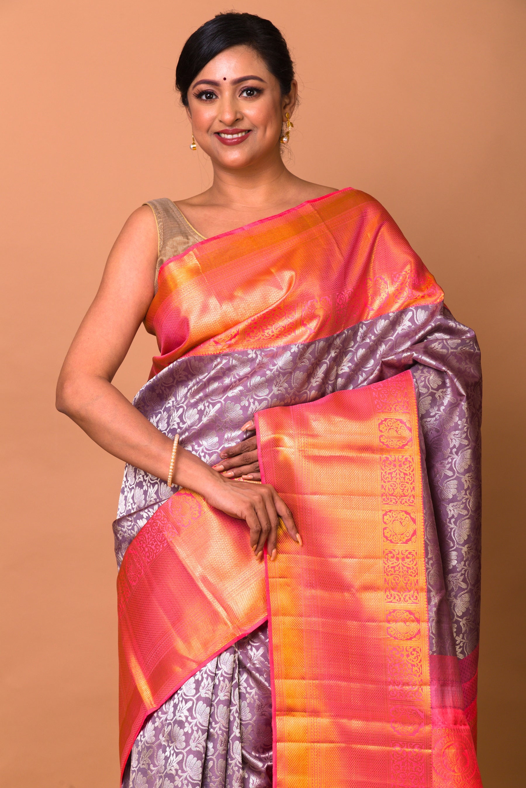 Kanchipuram Silk Jaal Snuff Saree