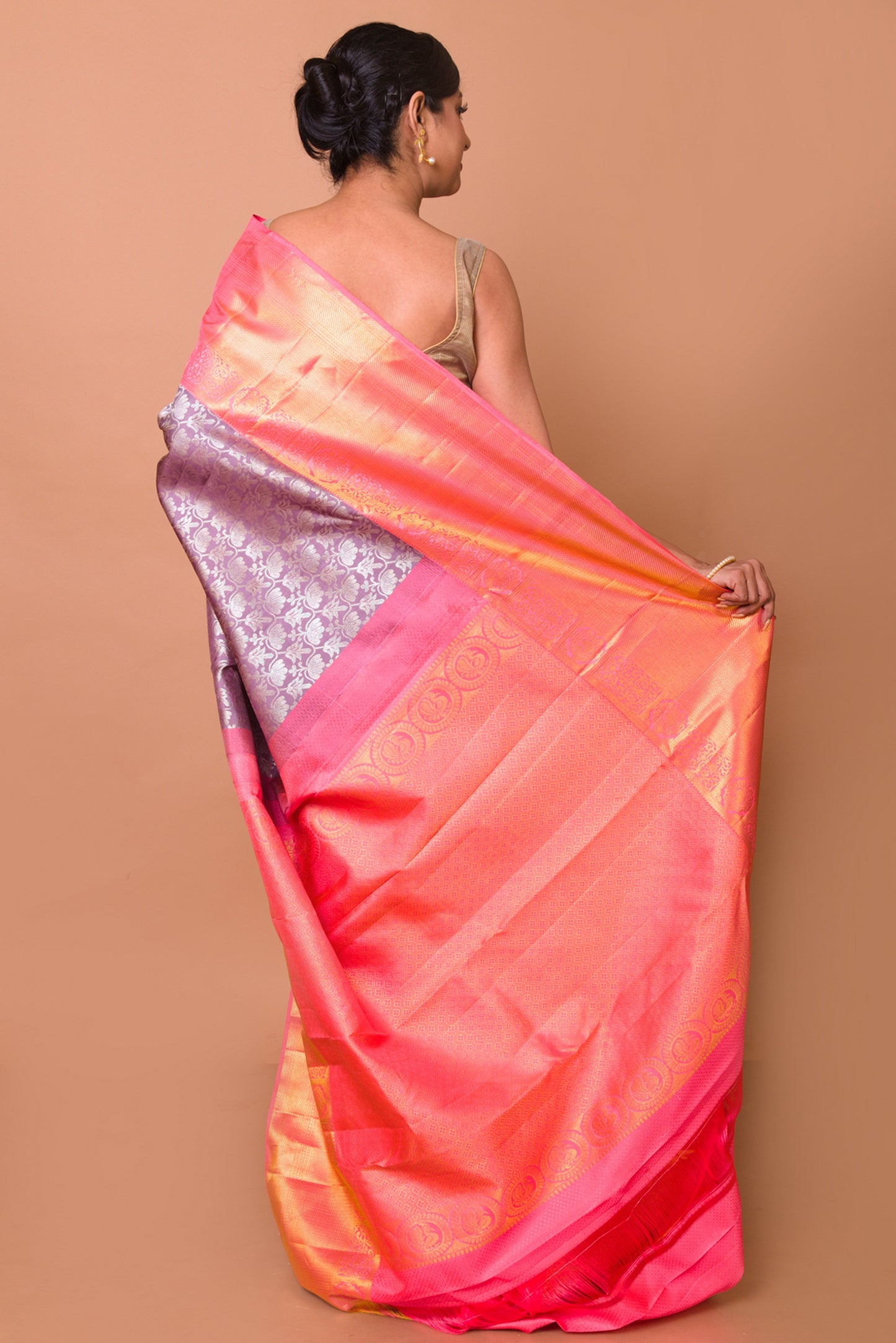 Kanchipuram Silk Jaal Snuff Saree