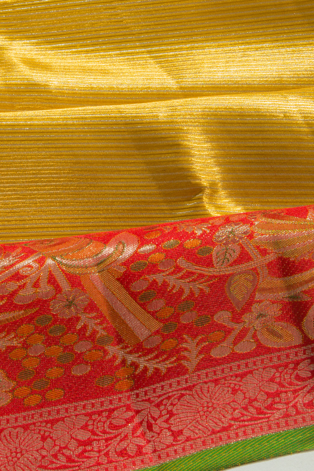 Kanchipuram Silk Tissue Diagonal Lines Gold Saree