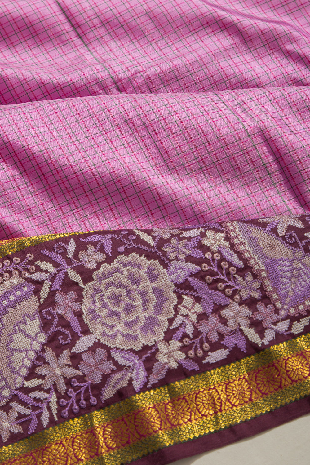 Kanchipuram Silk Checks Lavender Saree With Embroidery Border
