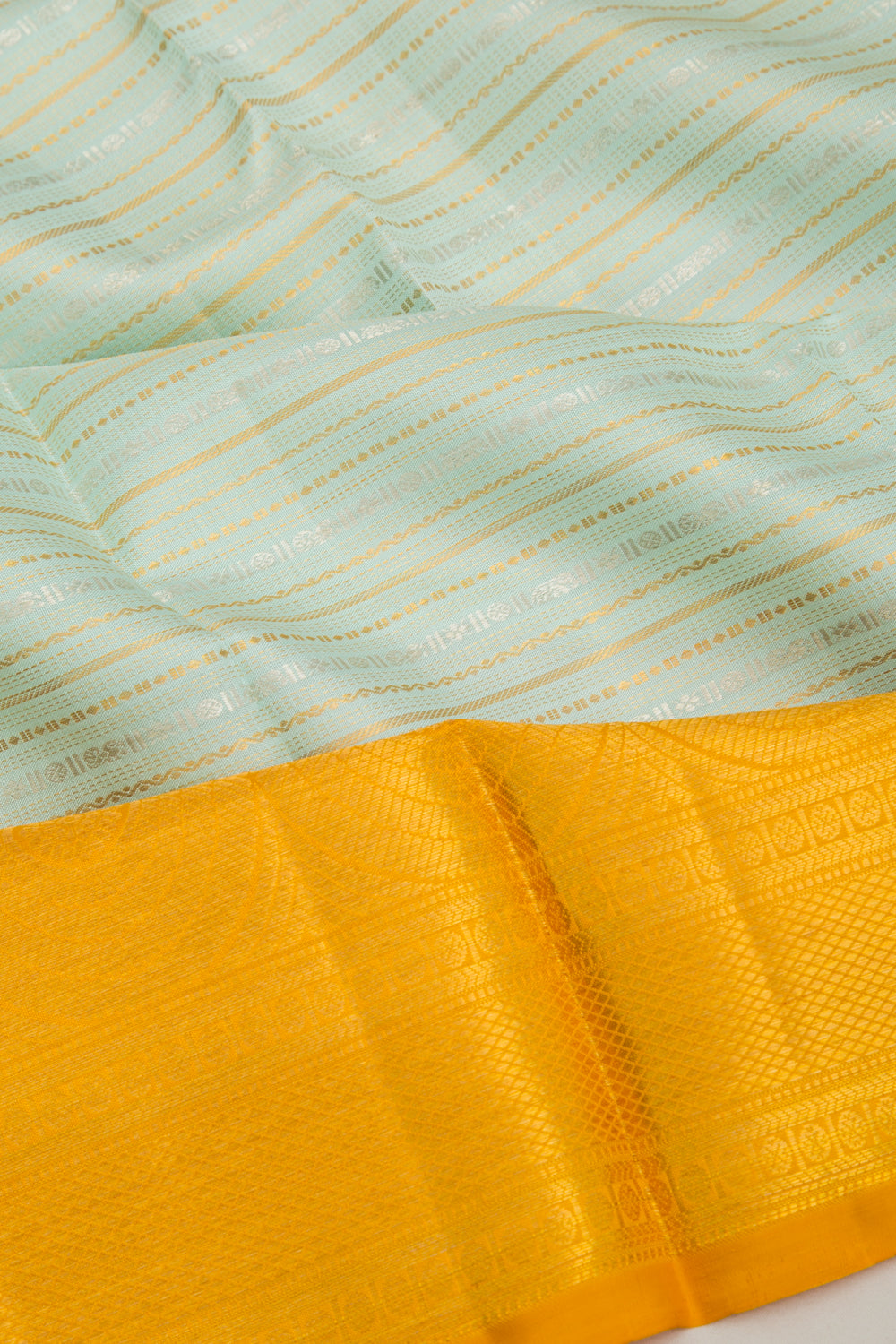 Kanchipuram Silk Horizontal Lines Pista Green Saree