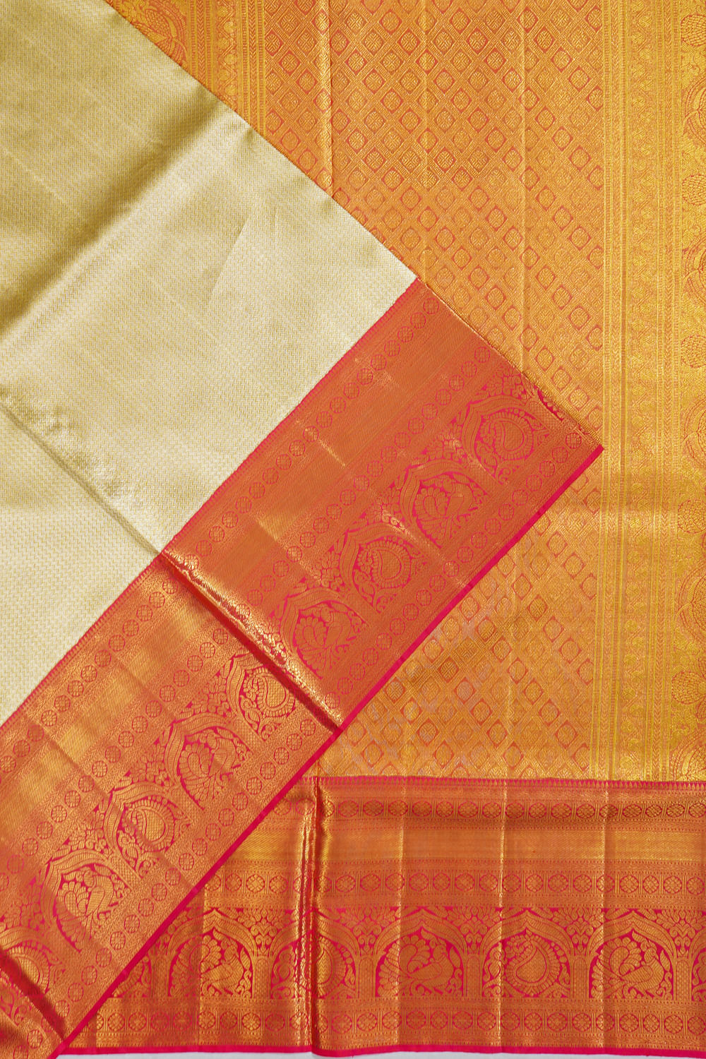 Kanchipuram Silk Tissue Zig Zag Lines Gold Saree