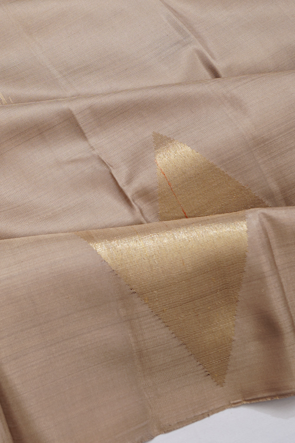 Kanchipuram Silk Butta Snuff Saree