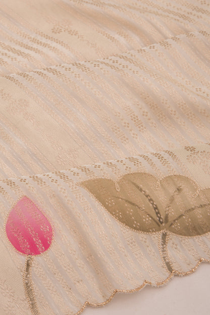 Banarasi Silk Vertical Lines Cream Saree With Scallop Border