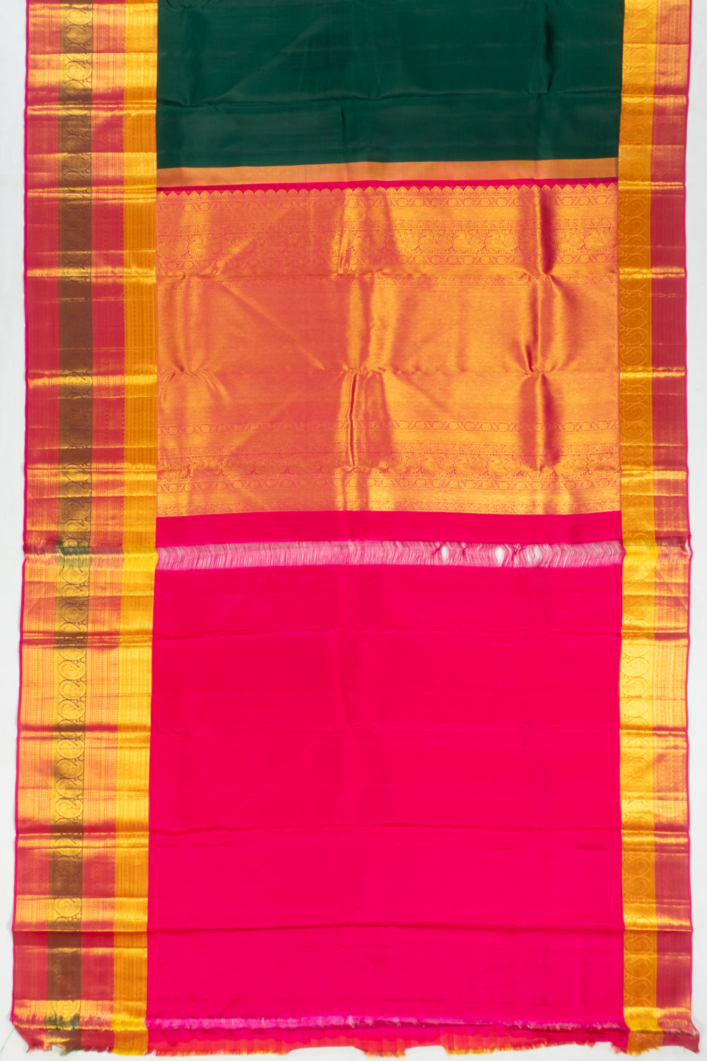 Kanchipuram Silk Plain Bottle Green Saree
