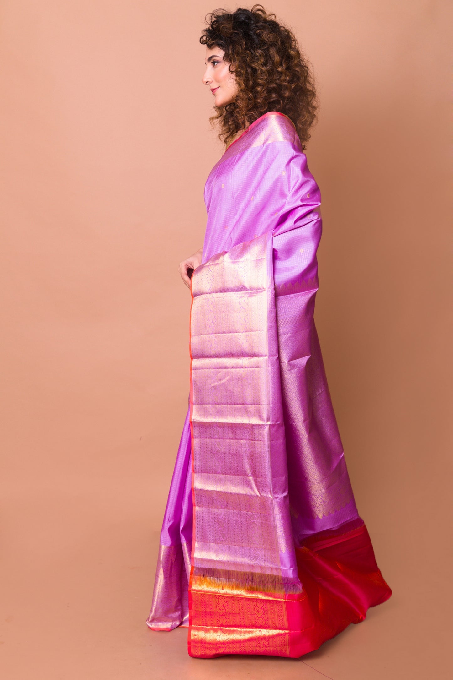 Kanchipuram Silk Checks And Butta Lavender Saree