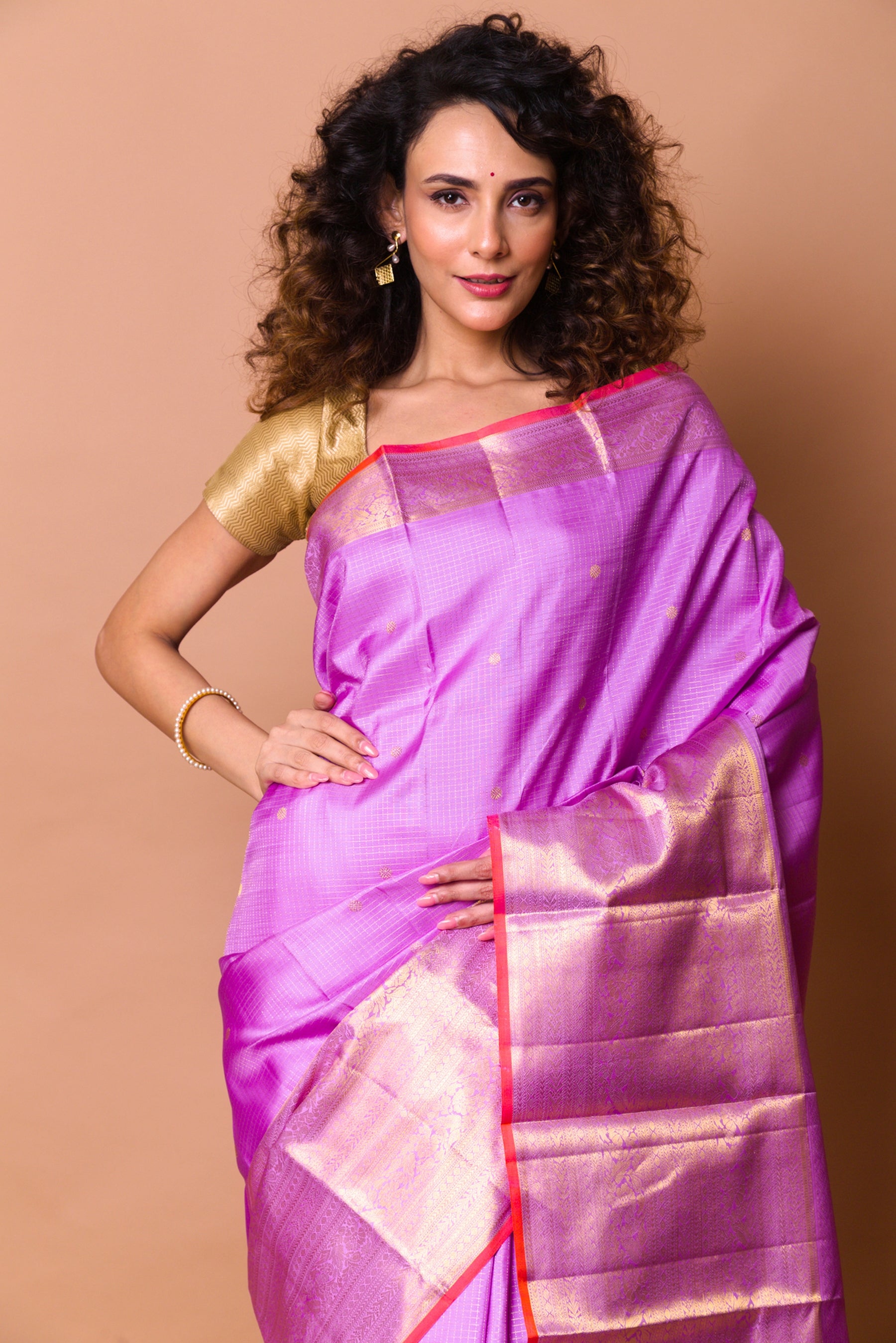 Kanchipuram Silk Checks And Butta Lavender Saree