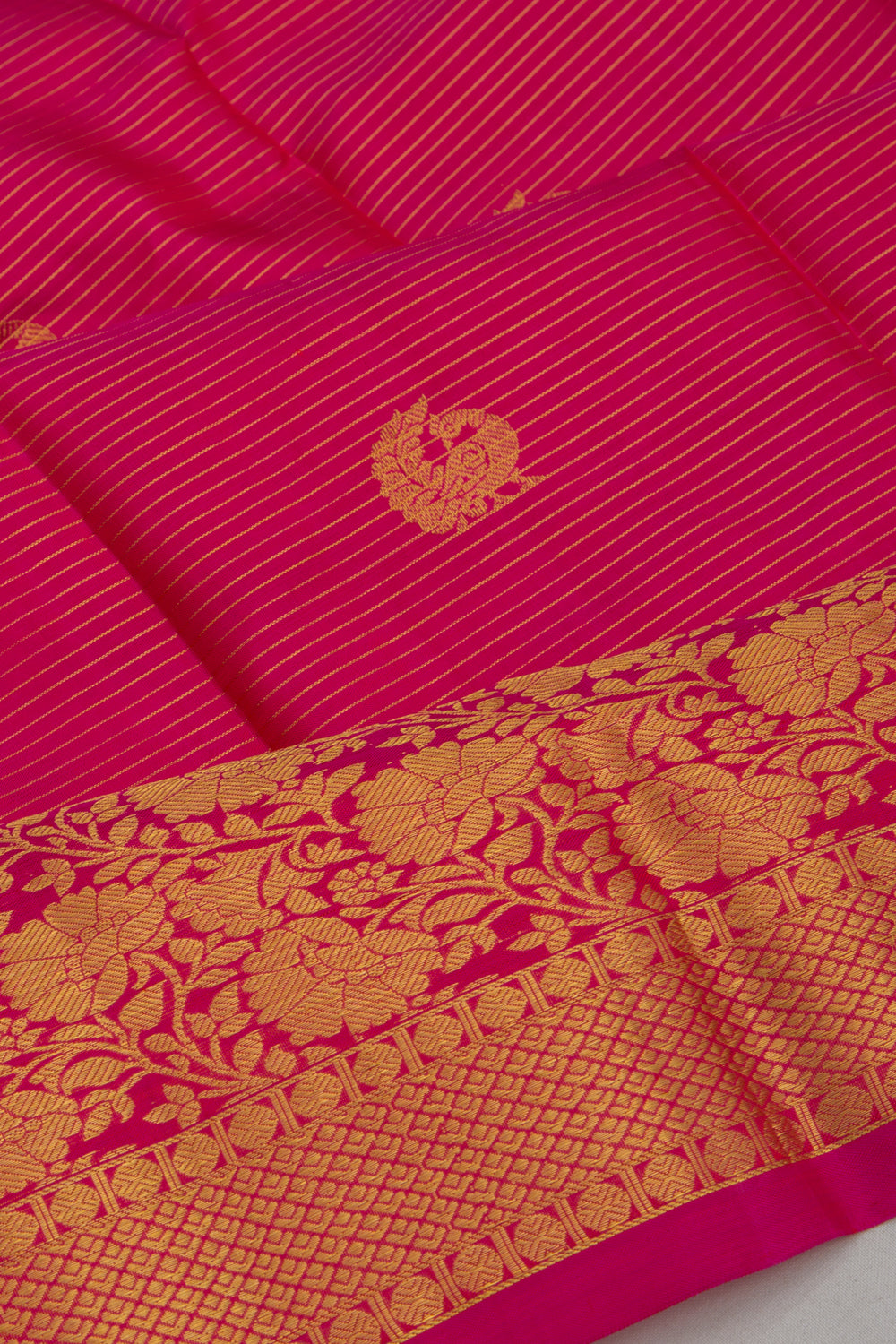 Kanchipuram Silk Oosi Lines And Butta Pink Saree