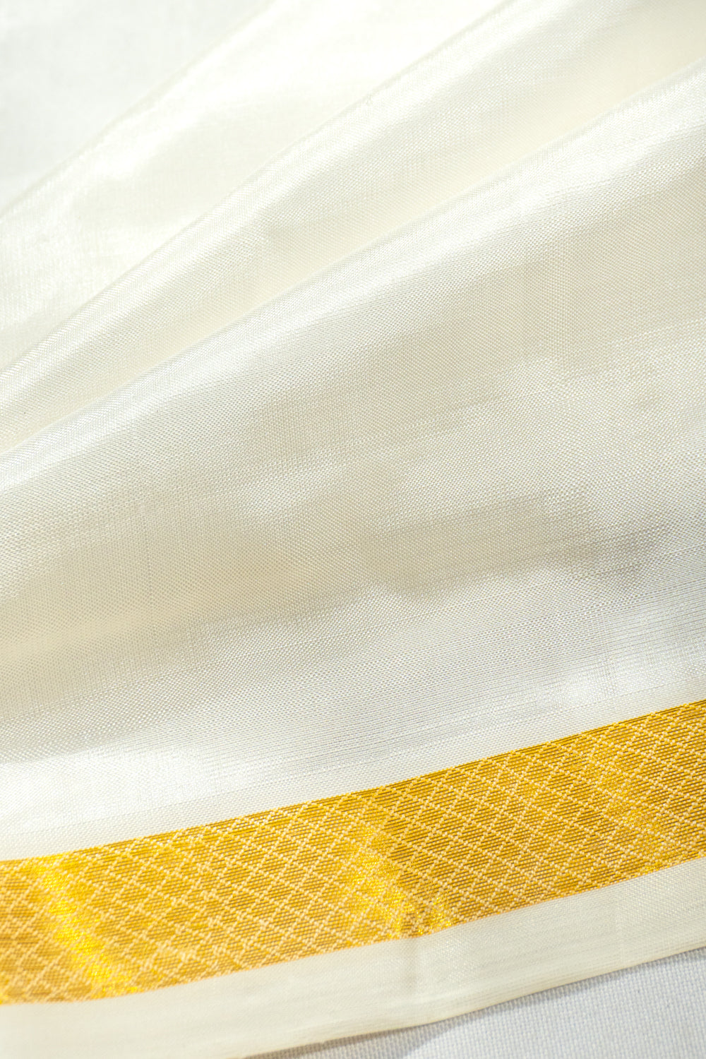 Kanchipuram Silk Plain White Dhoti With Kanduva