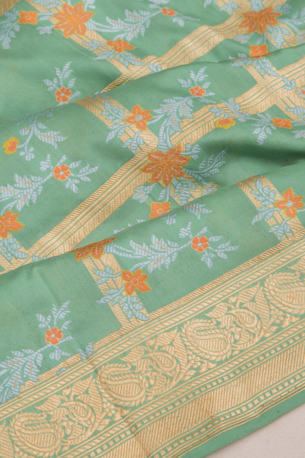 Banarasi Silk Checks And Jaal Blue Saree