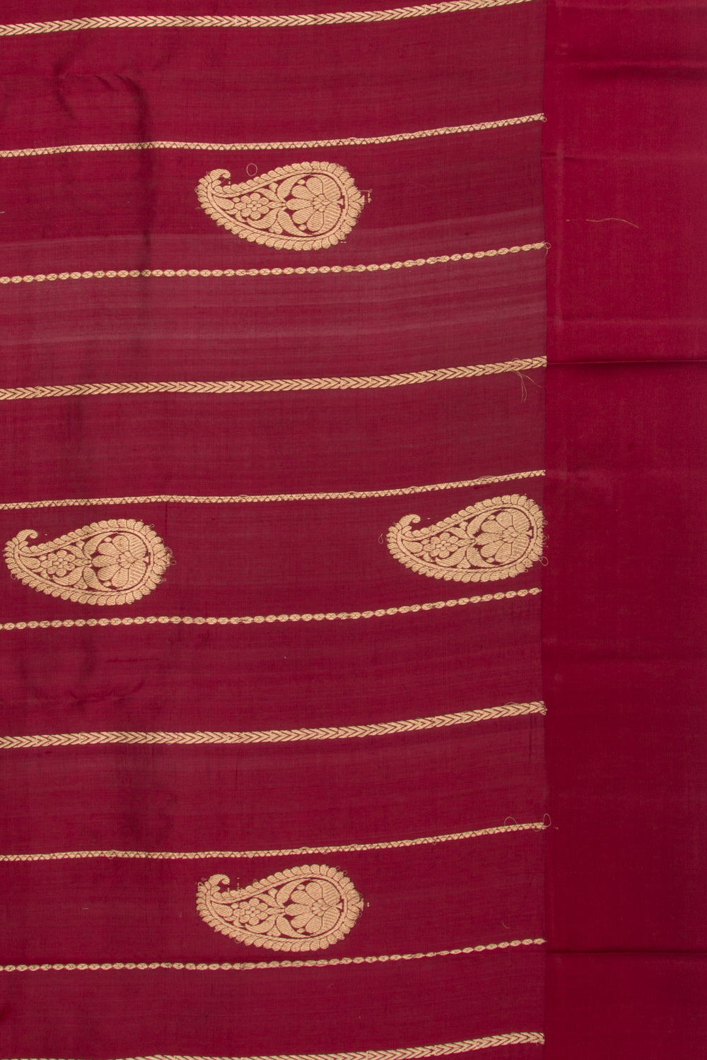 Banarasi Katan Silk Vertical Lines And Butta Maroon Saree