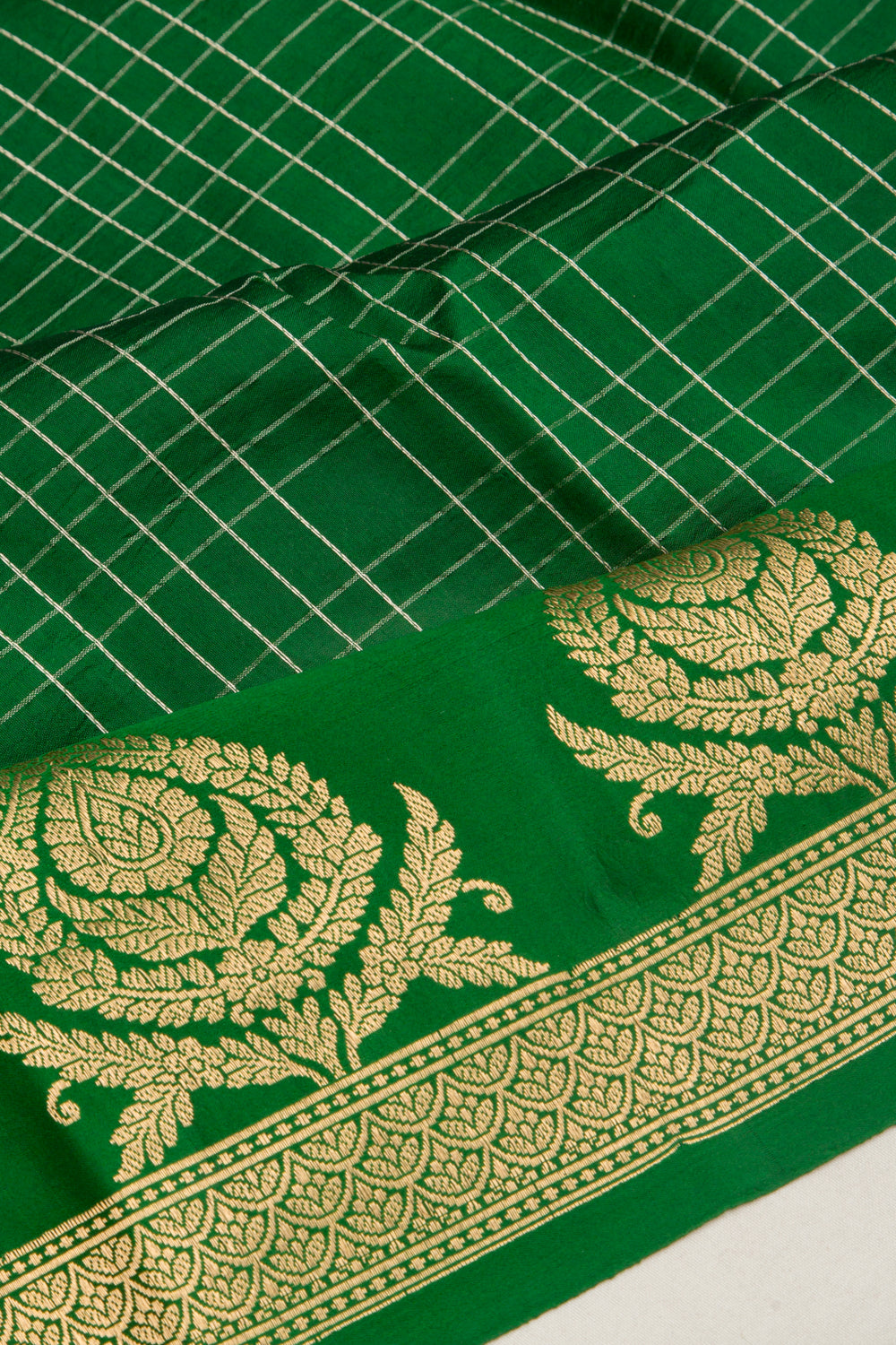 Banarasi Katan Silk Vertical Lines And Butta Green Saree