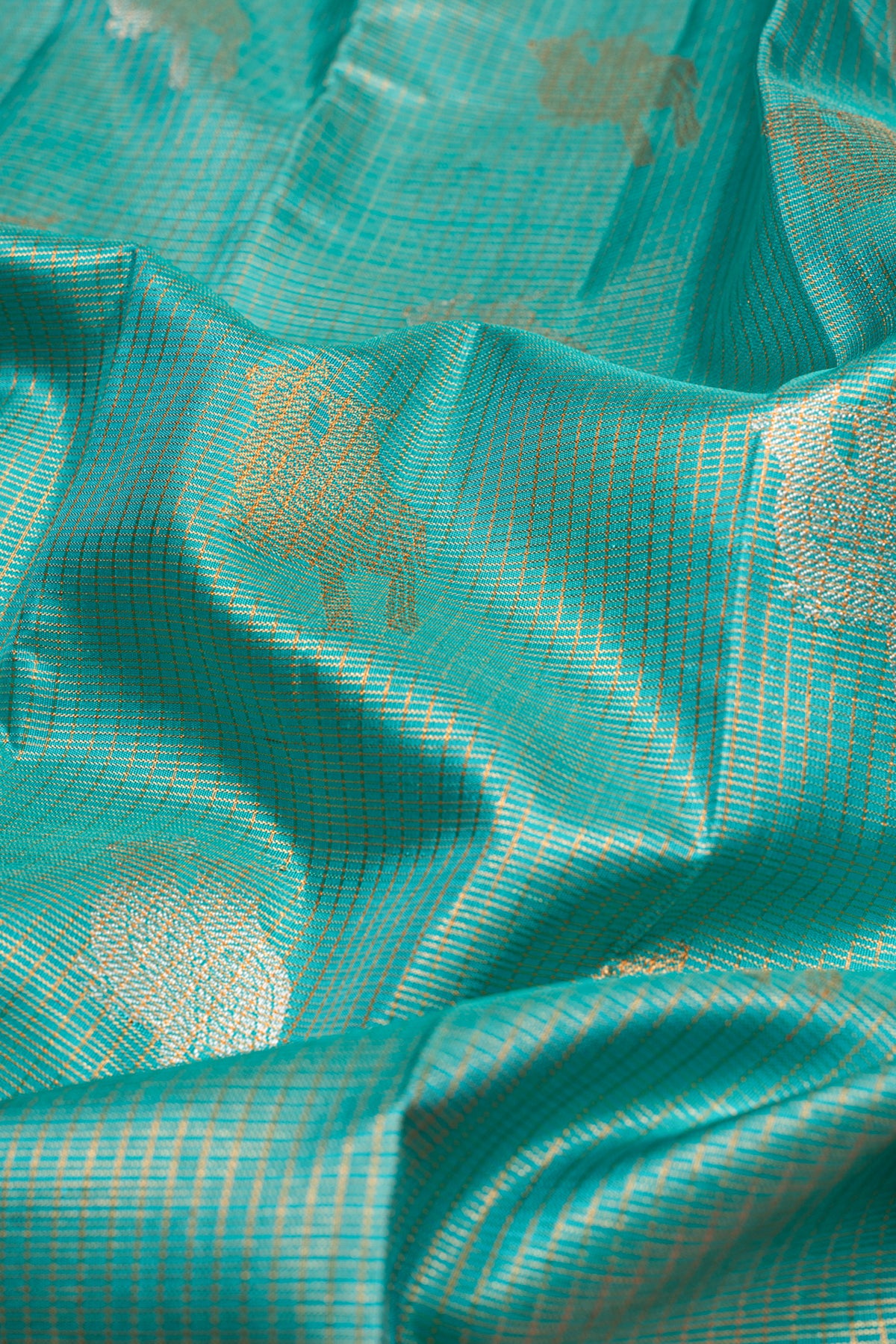 Kanchipuram Silk Checks And Butta Sky Blue Saree