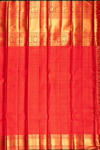 Kanchipuram Silk Oosi Lines and Butta Green Saree