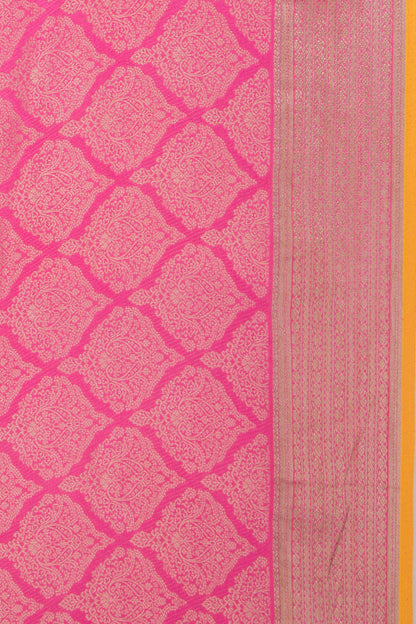 Banarasi Georgette Brocade Pink Saree With Bandhani Pallu