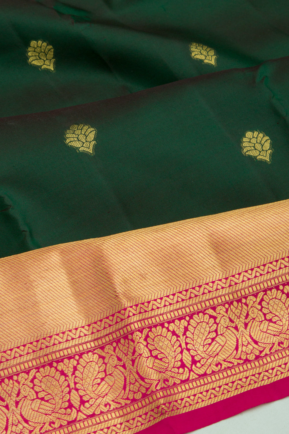 Kanchipuram Silk Butta Bottle Green Saree