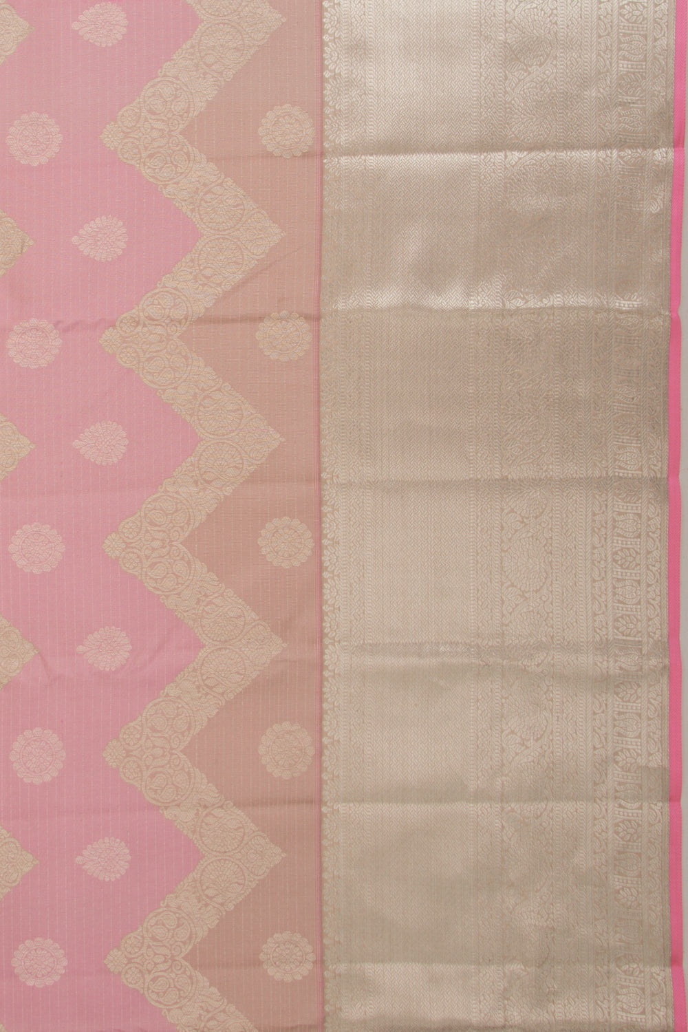 Kanchipuram Silk Zig Zag Lines Cream And Pink Saree