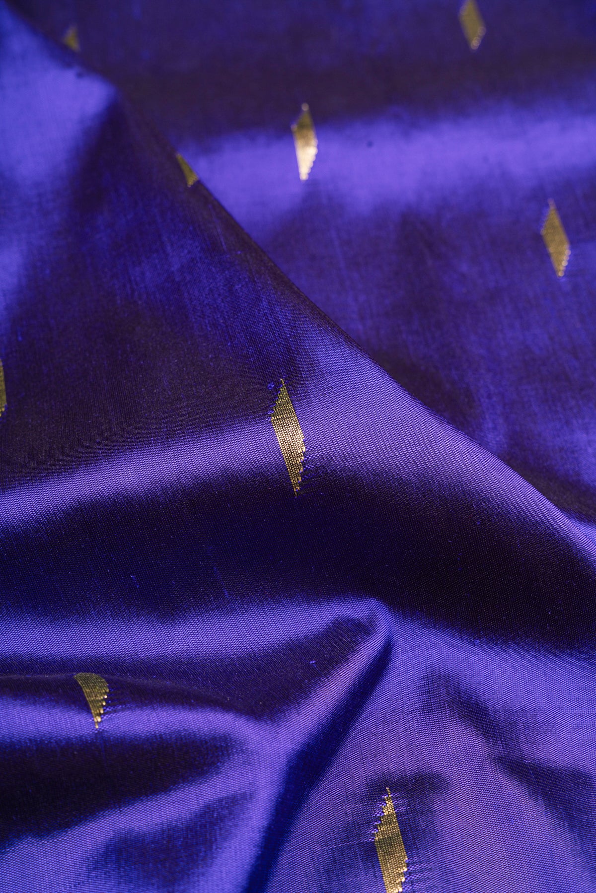 Paithani Silk Butta Royal Blue Saree With Akruthi Border